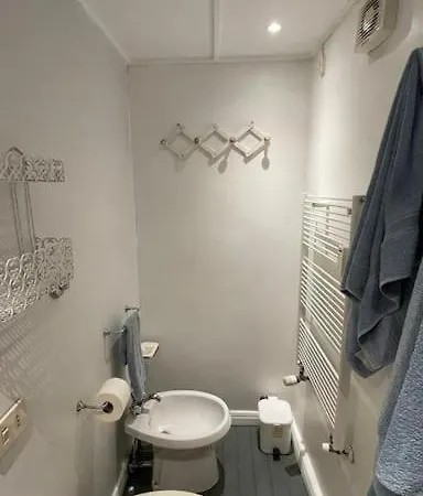 Vicolo San Trifone By Hili Apartment Rome