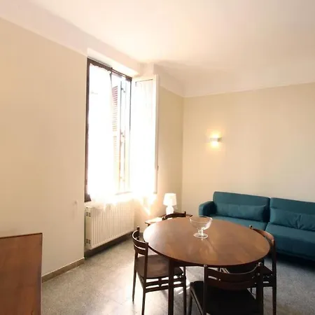 Sacconi Flat Apartment
