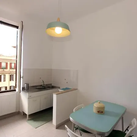 Sacconi Flat * Rome