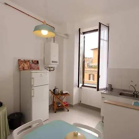 Sacconi Flat Apartment Rome
