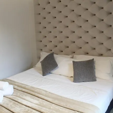 Apartment Trevi Fountain & Spanish Steps Rome