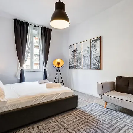 Re Di Apartament *
