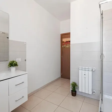Large And Comfortable Apartment