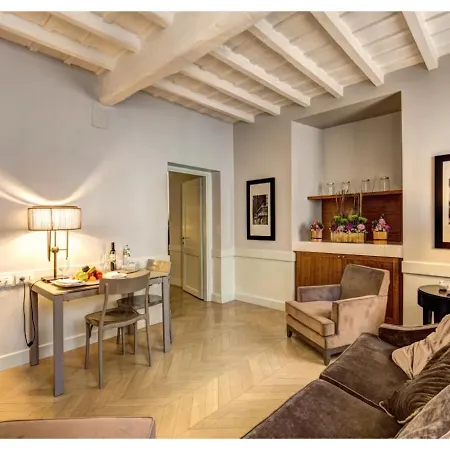 Giulia Apartmán Řím
