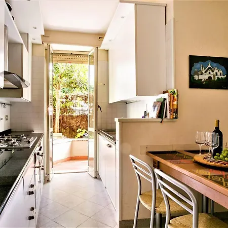 Apartment -the Vatican Relais- San Pietro District And Free Parking Rome