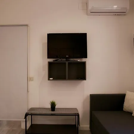 Luna A Trastevere Apartment Rome