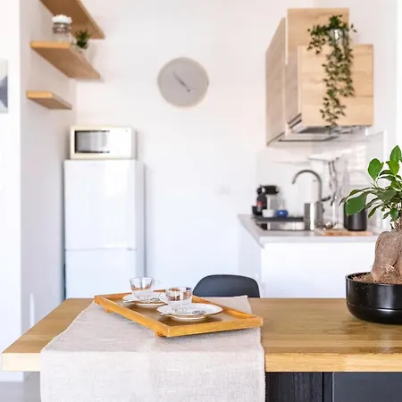 Loft Con Terrazzo - 3 Min Dalle Autostrade By Followgreenhouserome Apartment *