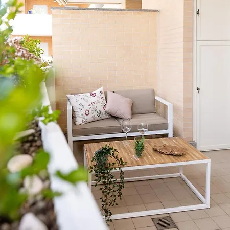 Loft Con Terrazzo - 3 Min Dalle Autostrade By Followgreenhouserome * Rome