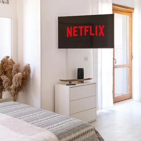 Appartement Loft Con Terrazzo - 3 Min Dalle Autostrade By Followgreenhouserome