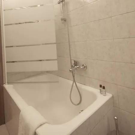 Quiet & Cosy Colosseum Apartment *