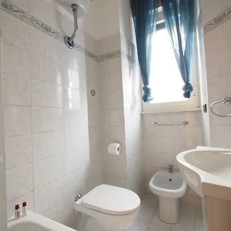Quiet & Cosy Colosseum Apartment Rome
