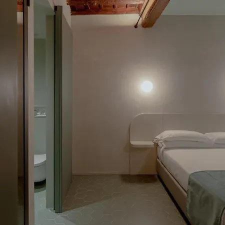 Design With Private Pool In Campo Dei Fiori Apartment *