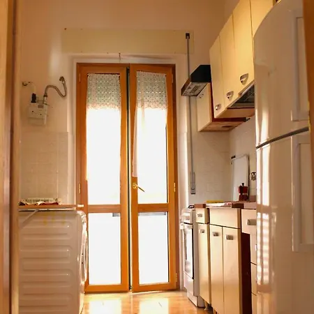 Mikasa Balduina Bed & Breakfast *