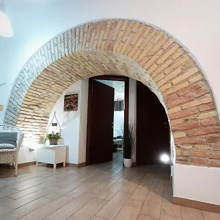 Domus Vatican Walls Apartmán *