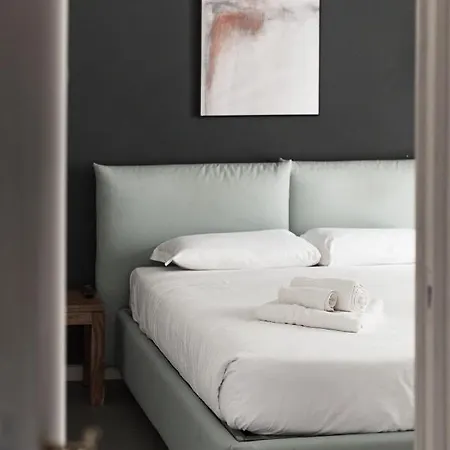 Charming Penthouse In Piazza Venezia With Terrace 罗马
