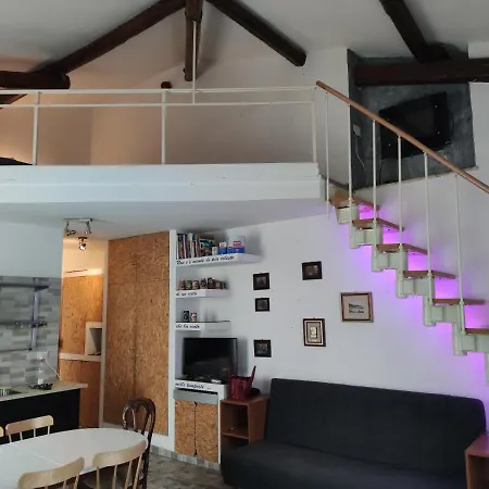 La Badia Del Cavaliere 1 Guest house *