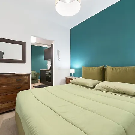 Interno 9 A San Pietro *