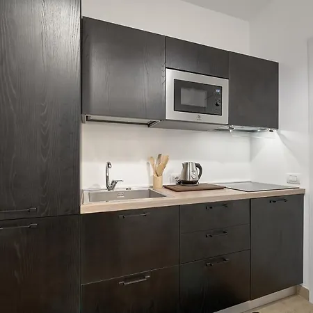 Interno 9 A San Pietro רומא