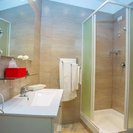 Bq House Castello Luxury Bed and Breakfast 2*
