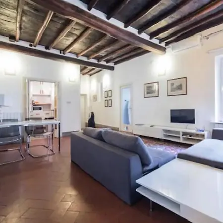 Apartment Giubbonari 74 Rome