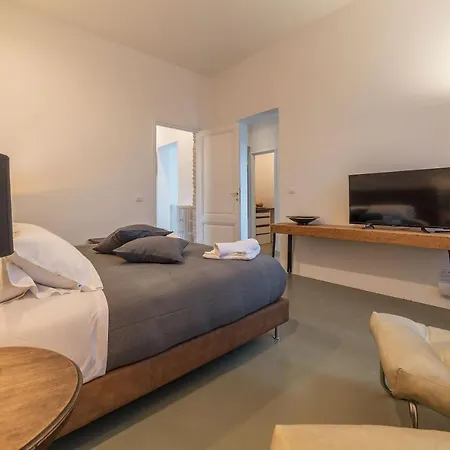 Apartment Loft Termini Con Idromassaggio