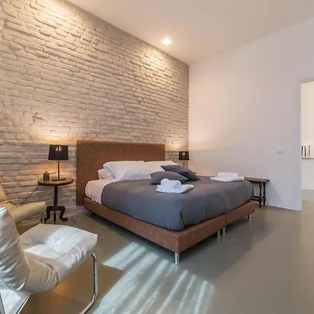 Apartment Loft Termini Con Idromassaggio