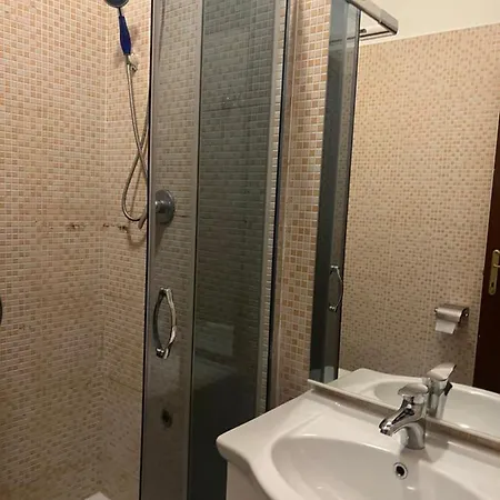 Roma Guest House Гостевой дом