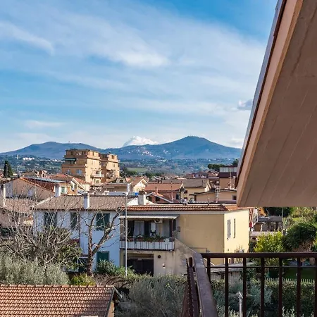 Travelershome Ciampino&Morena Guesthouse * Rome