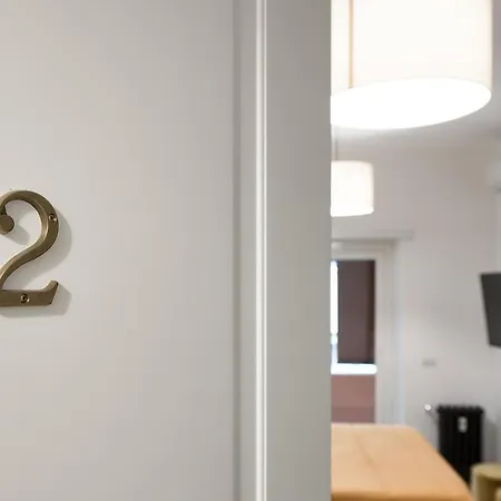 Interno 9 A San Pietro *