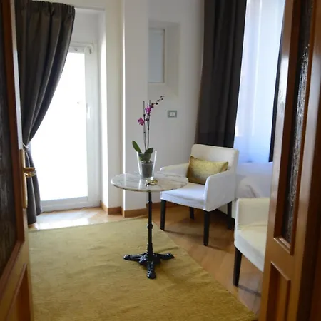 Apartment Gli Artisti Rome