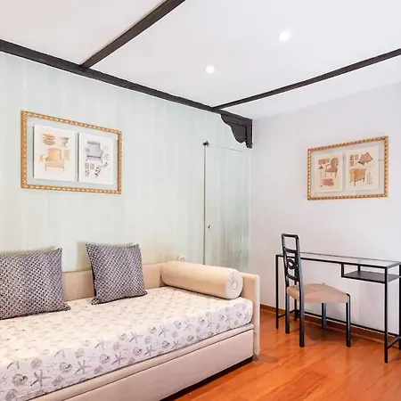 Chiavari 38 Enchanting Flat Up To 4 Guests Campo De' Fiori Apartment