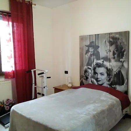 Euroom1