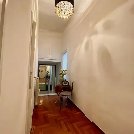 Parisa House Apartment *