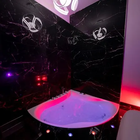 Luxury Bdsm Affittacamere Roma