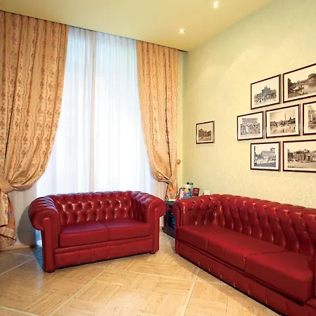 Dina Hotel Roma