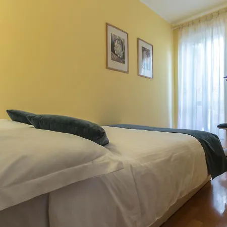 Apartment Domus Penna *