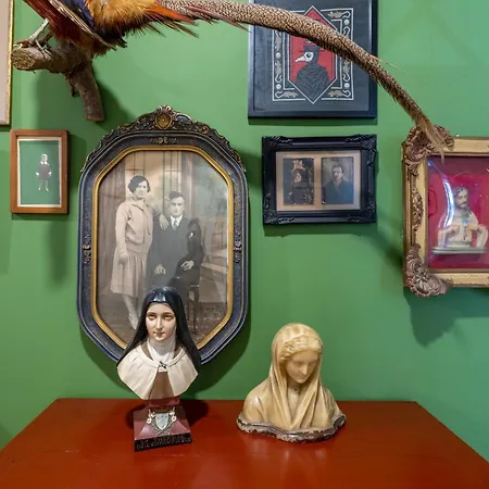 Retro - St. Peter Vatican Apartment