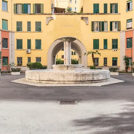 Apartment Re Di Roma-suite Colosseo Modern Space With Free Netflix And Wifi *