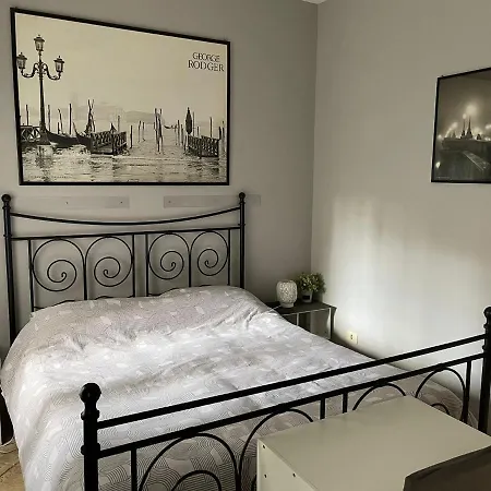 Le Quattro Meraviglie Bed & Breakfast *