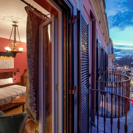 94 Piazza Di Spagna Rome