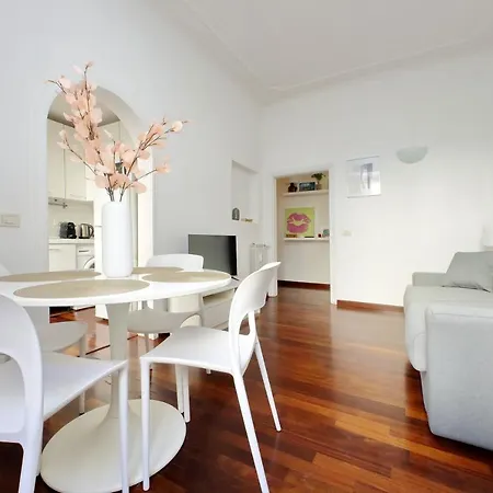 Domus Lou Elegante In Trastevere Apartamento Roma