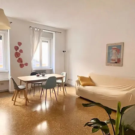 Apartment Homy Host - Bilocale A Testaccio Nel Cuore Di Rome