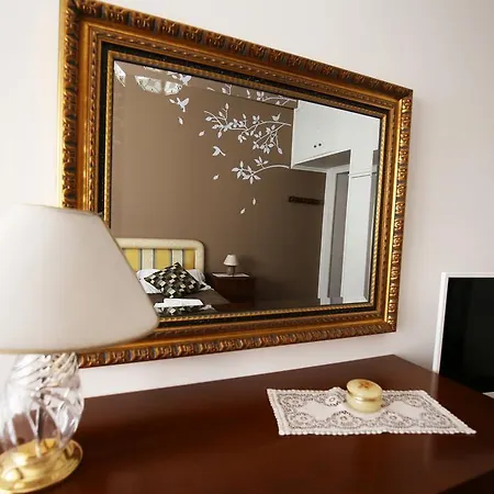 Anastasio II Bed & Breakfast 3* Rome