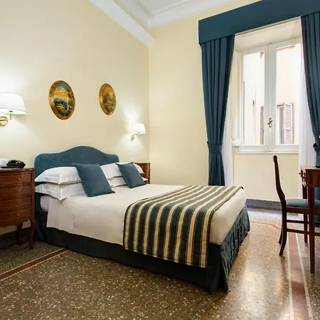 Golden Tulip Piram Hotel