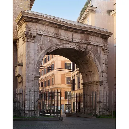 Golden Tulip Piram Roma
