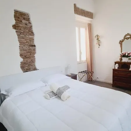 דירה Trastevere Rome's Heart Charming & Cozy 2 רומא