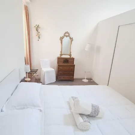 דירה Trastevere Rome's Heart Charming & Cozy 2 *