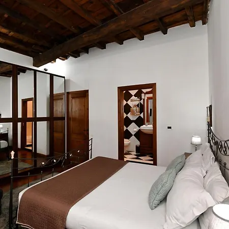 Residenze Romanae - Vicolo Dell'aquila * Rome