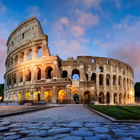 Re Di Roma-suite Colosseo Modern Space With Free Netflix And Wifi