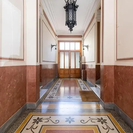 Retro - St. Peter Vatican Apartment *